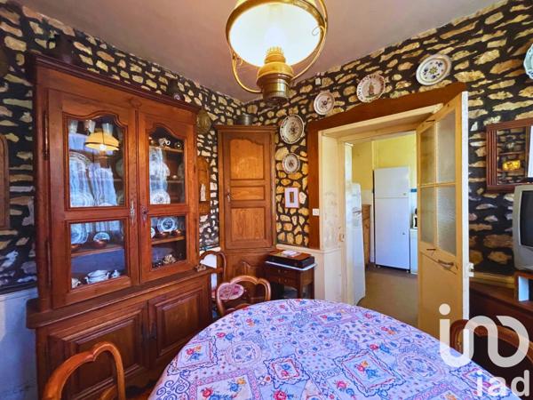 Maison 10 pièces de 200 m² à Entrains-sur-Nohain (58410)