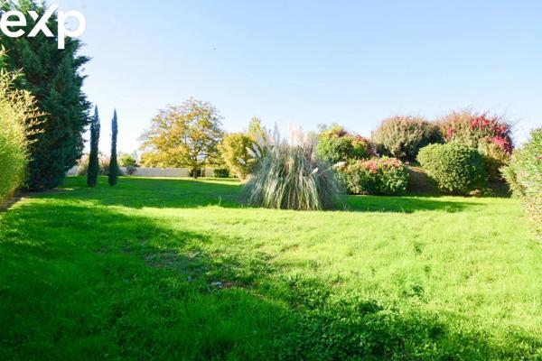 Proche de Bordeaux-Proprieté Familiale-rénovée -Piscine - Parc - Garage