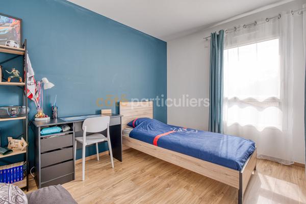 Vente
                Maison182 m² - 10 Pièces -
                    SAINT HILAIRE DE RIEZ (85270)