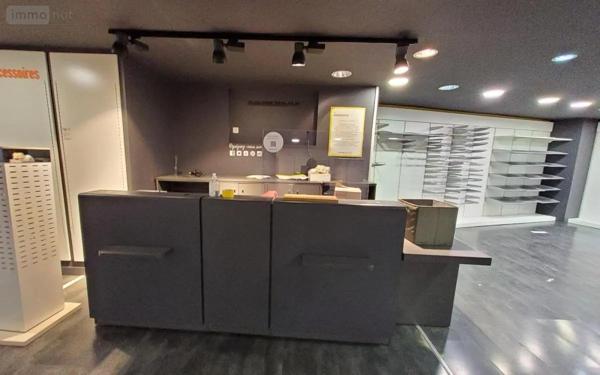 Location - Fonds et/ou murs commerciaux Carhaix-Plouguer 29270 170 m 2 268 m 2