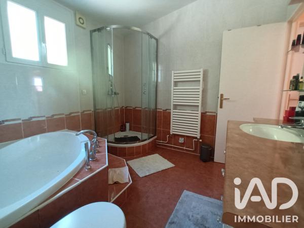 Maison à vendre 5 pièces 114 m² Roissy-en-Brie