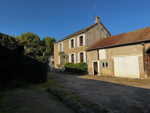 Maison individuelle au centre de Couches