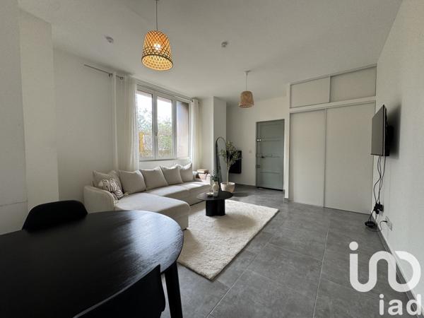 Appartement 3 pièces de 53 m² à Toulon (83200)