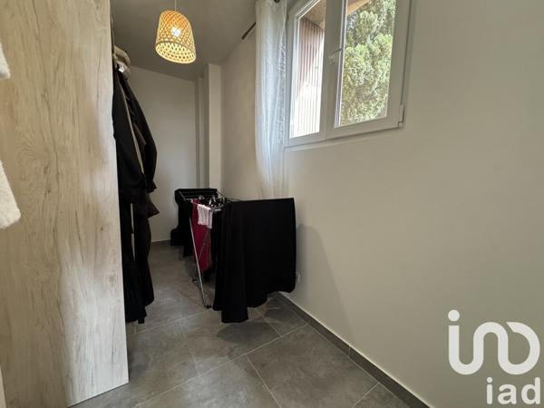 Appartement 3 pièces de 53 m² à Toulon (83200)