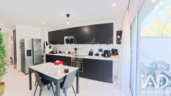 Maison à vendre 4 pièces 88 m² Champs-sur-Marne
