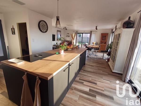 Maison à vendre 5 pièces 115 m² Le Castellet