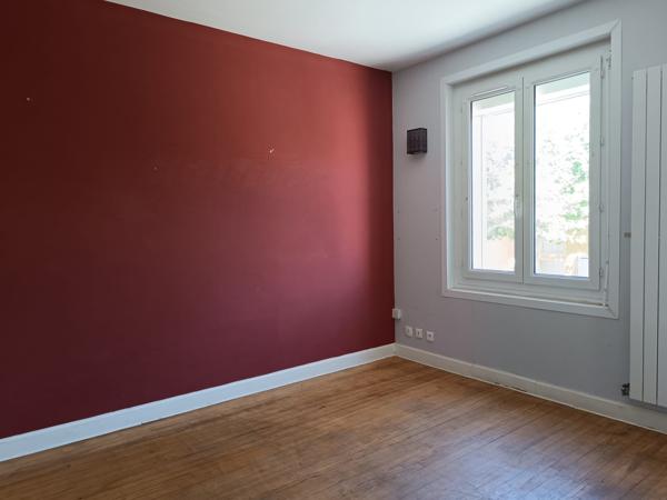 Maison
         6 pièces
        - 126 m² Exclusivité 367 000 € *