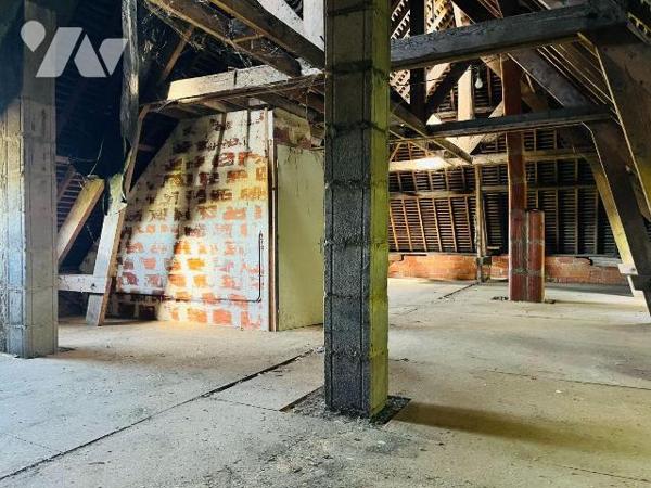 A vendre sur la commune de Précey, accès direct à la voie rapide (RN 175), maison individuelle ...