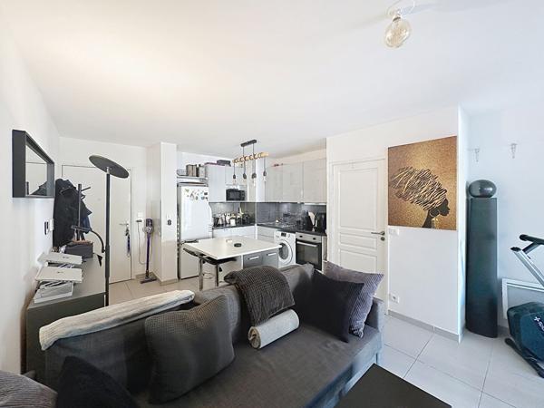 À vendre Marseille 13009 Le Redon ? Appartement T3 56 m² avec terrasse et garage