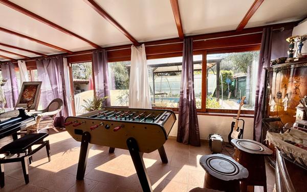 Maison à vendre    5 pièces •  Gigean