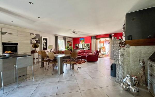 Maison à vendre    5 pièces •  Gigean