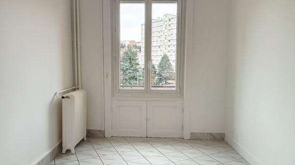 Saint Etienne Centre Deux T4 89.65 m²