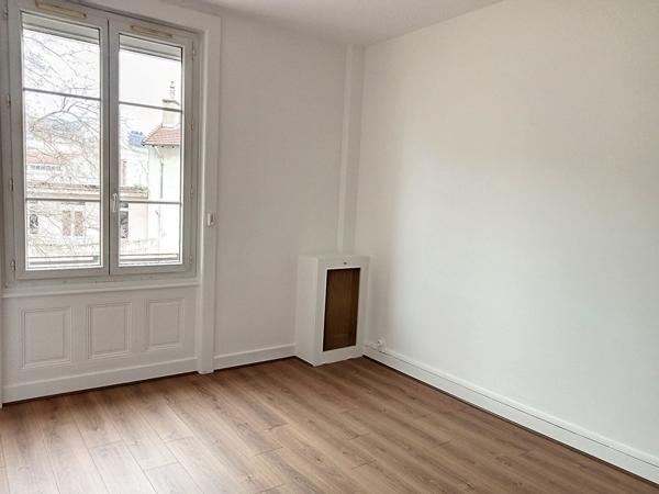 Saint Etienne Centre Deux T4 89.65 m²