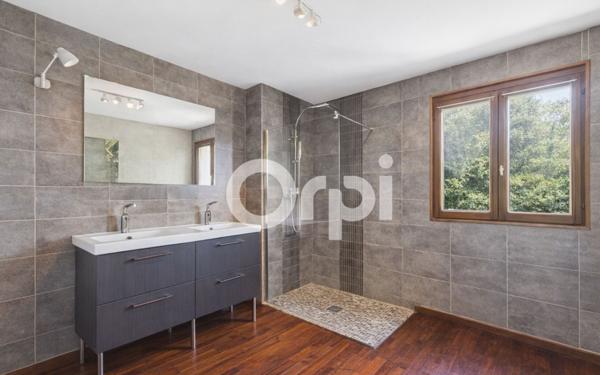Maison à vendre    4 pièces •  Montauroux