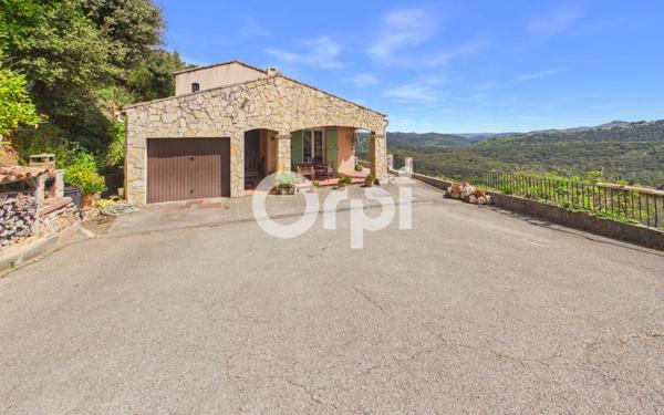 Maison à vendre    4 pièces •  Montauroux