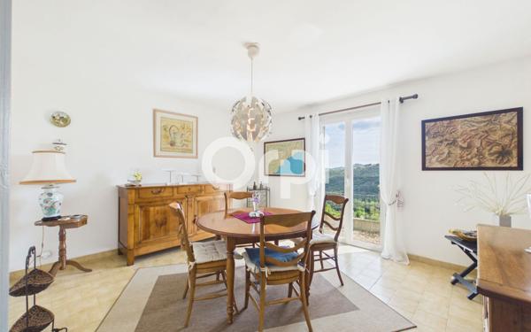 Maison à vendre    4 pièces •  Montauroux