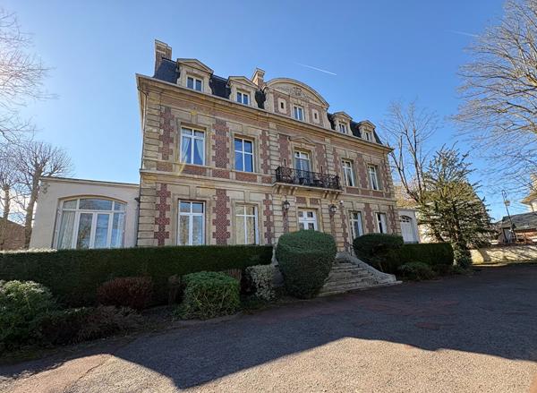 Appartement duplex de 4 pièces les avenues face hippodrome situé à Compiègne