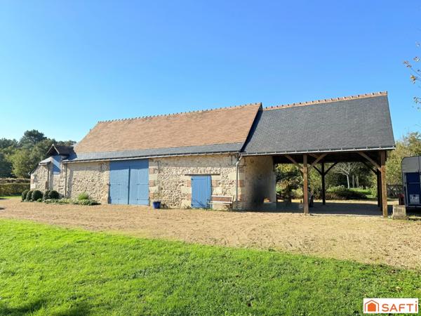 Propriété de plus de 21 hectares, forêts et prés, avec une sublime longère et dépendance