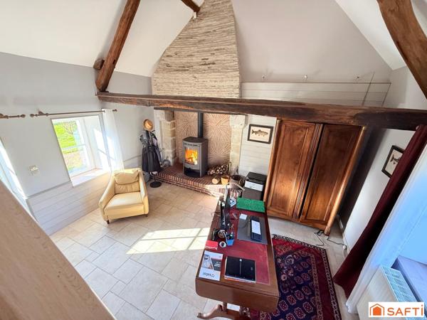 Propriété de plus de 21 hectares, forêts et prés, avec une sublime longère et dépendance