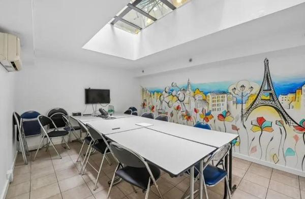 Bureaux à louer à PARIS 75009