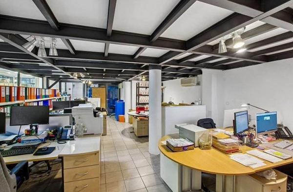 Bureaux à louer à PARIS 75009