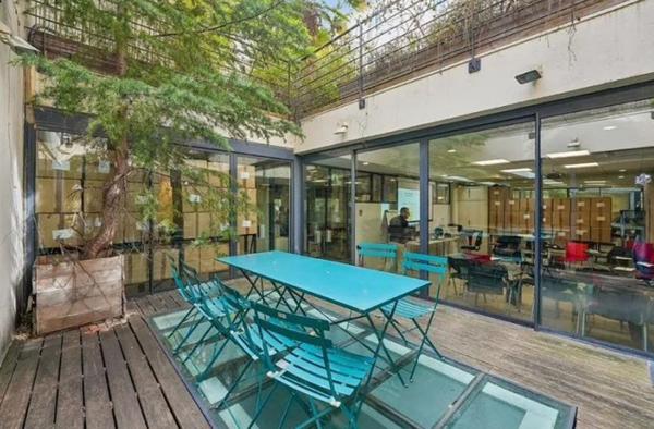 Bureaux à louer à PARIS 75009