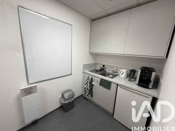 Immeuble à vendre 125 m² Vaux-le-Pénil