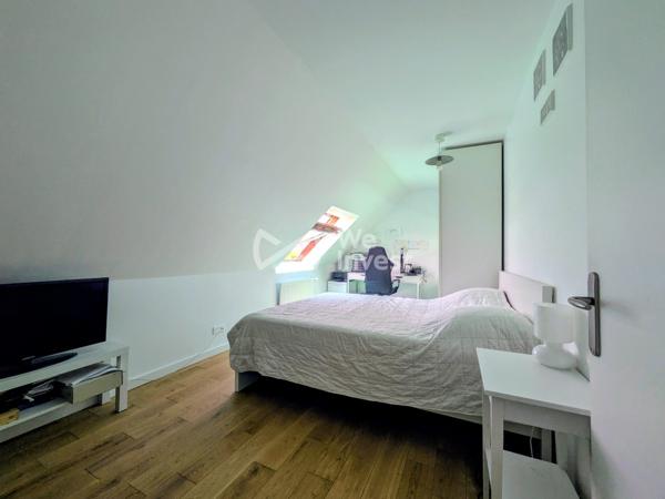 Maison familiale 130 m² rénovée – Jardin, garage double, DPE C – Quartier des Chênes
