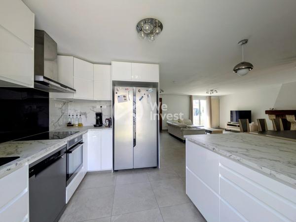 Maison familiale 130 m² rénovée – Jardin, garage double, DPE C – Quartier des Chênes