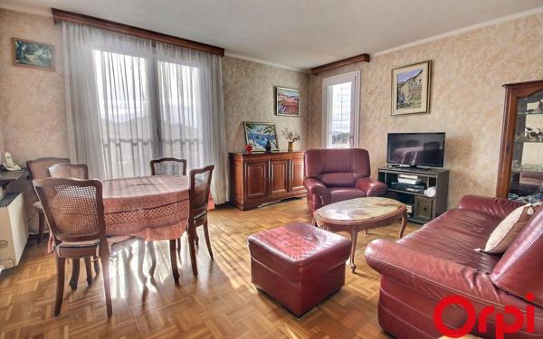 Appartement à vendre    4 pièces • 72,91 m2 Marseille 11