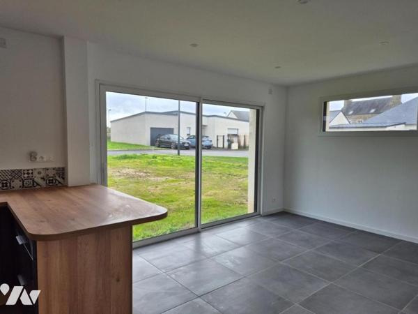 MAISON NEUVE EN LOTISSEMENT CALME avec vie de plain-pied