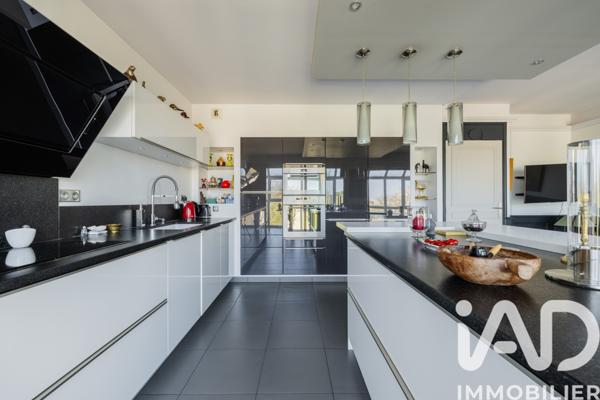 Appartement à vendre 5 pièces 220 m² La Rochelle