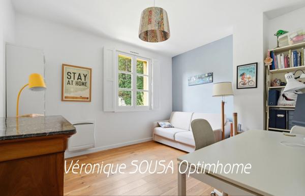 ESPRIT MAISON -TRIPLEX FAMILIAL AVEC JARDIN – PETITE RÉSIDENCE ARBORÉE SAINT GERMAIN EN LAYE