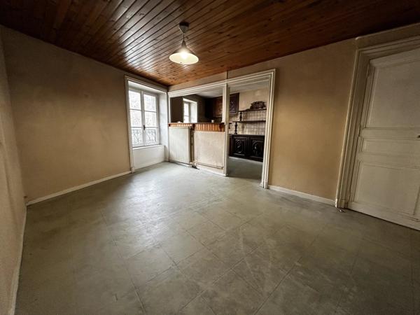 Appartement T3 de 66 m² à rénover