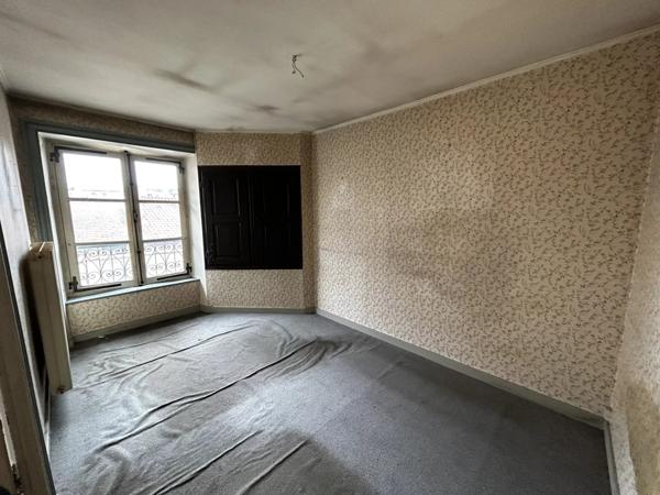 Appartement T3 de 66 m² à rénover