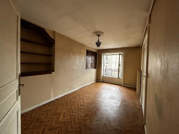 Appartement T3 de 66 m² à rénover