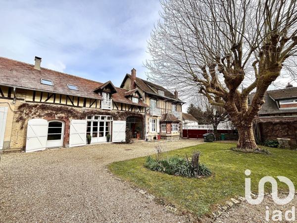 Demeure 12 pièces de 282 m² à Chaumont-en-Vexin (60240)