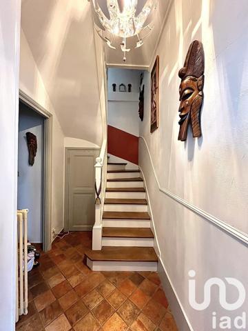 Demeure 12 pièces de 282 m² à Chaumont-en-Vexin (60240)