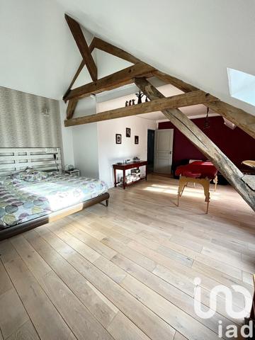 Demeure 12 pièces de 282 m² à Chaumont-en-Vexin (60240)