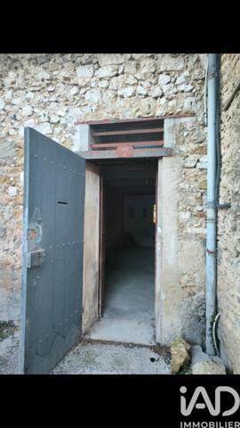 Location maison 1 pièce 20 m² Pertuis