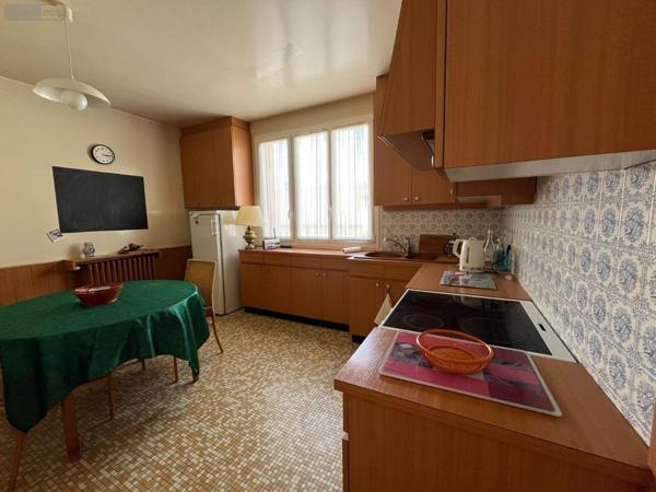 Maison de ville à vendre à Châteauroux dans l'Indre (36000), ref : 36004/313