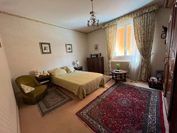 Maison de ville à vendre à Châteauroux dans l'Indre (36000), ref : 36004/313