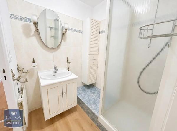 Appartement à louer 3 pièces 67.36m² Angers (49000)