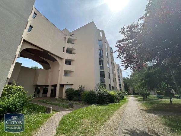 Appartement à louer 3 pièces 67.36m² Angers (49000)