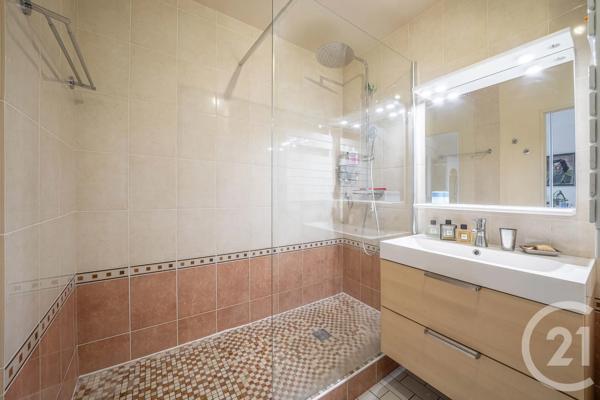 Appartement F6 à vendre  6 pièces - 146,08 m 2   ST CYR L ECOLE  - 78