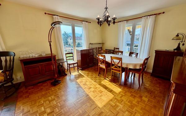 Maison à vendre    4 pièces • 119 m2 Voiron