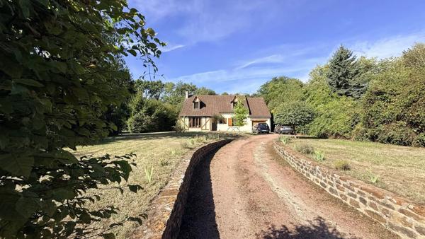 Vente                                                      Maison
                        
                     5 pièces                      120 m2                     à Aubigny-sur-Nère