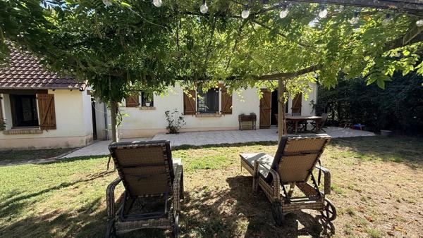 Vente                                                      Maison
                        
                     5 pièces                      120 m2                     à Aubigny-sur-Nère
