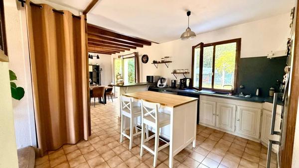 Vente                                                      Maison
                        
                     5 pièces                      120 m2                     à Aubigny-sur-Nère