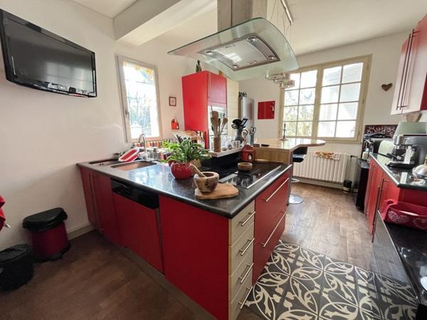 Maison 362 000 € Bourges 6 p 160 m² DPE E